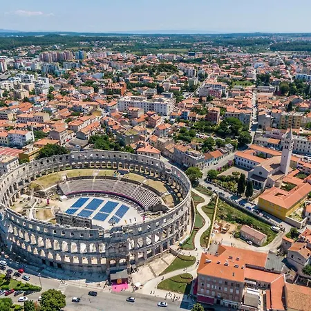 Kuca Za Odmor Lilly Villa