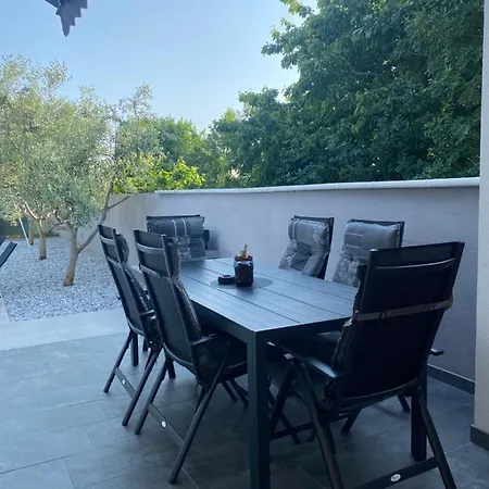 Kuca Za Odmor Lilly Villa Pula