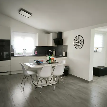 Kuca Za Odmor Lilly Вилла