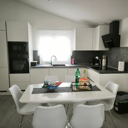 Kuca Za Odmor Lilly Вилла Пула