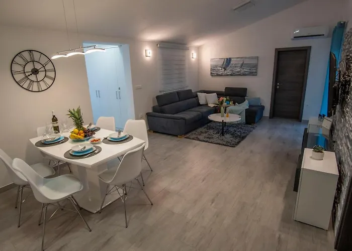 Kuca Za Odmor Lilly 빌라 풀라