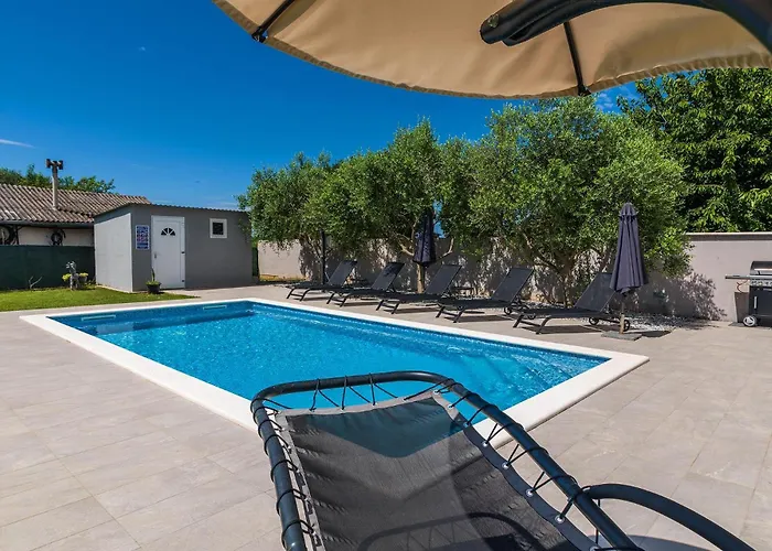 Kuca Za Odmor Lilly 빌라 풀라